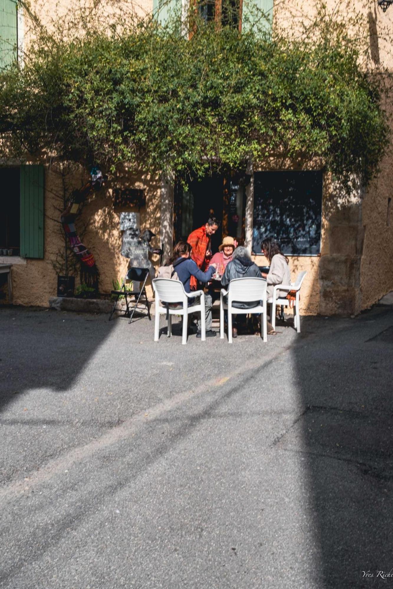 Petit Studio Atypique Et Cosy En Provence Saint-Etienne-les-Orgues Exterior photo