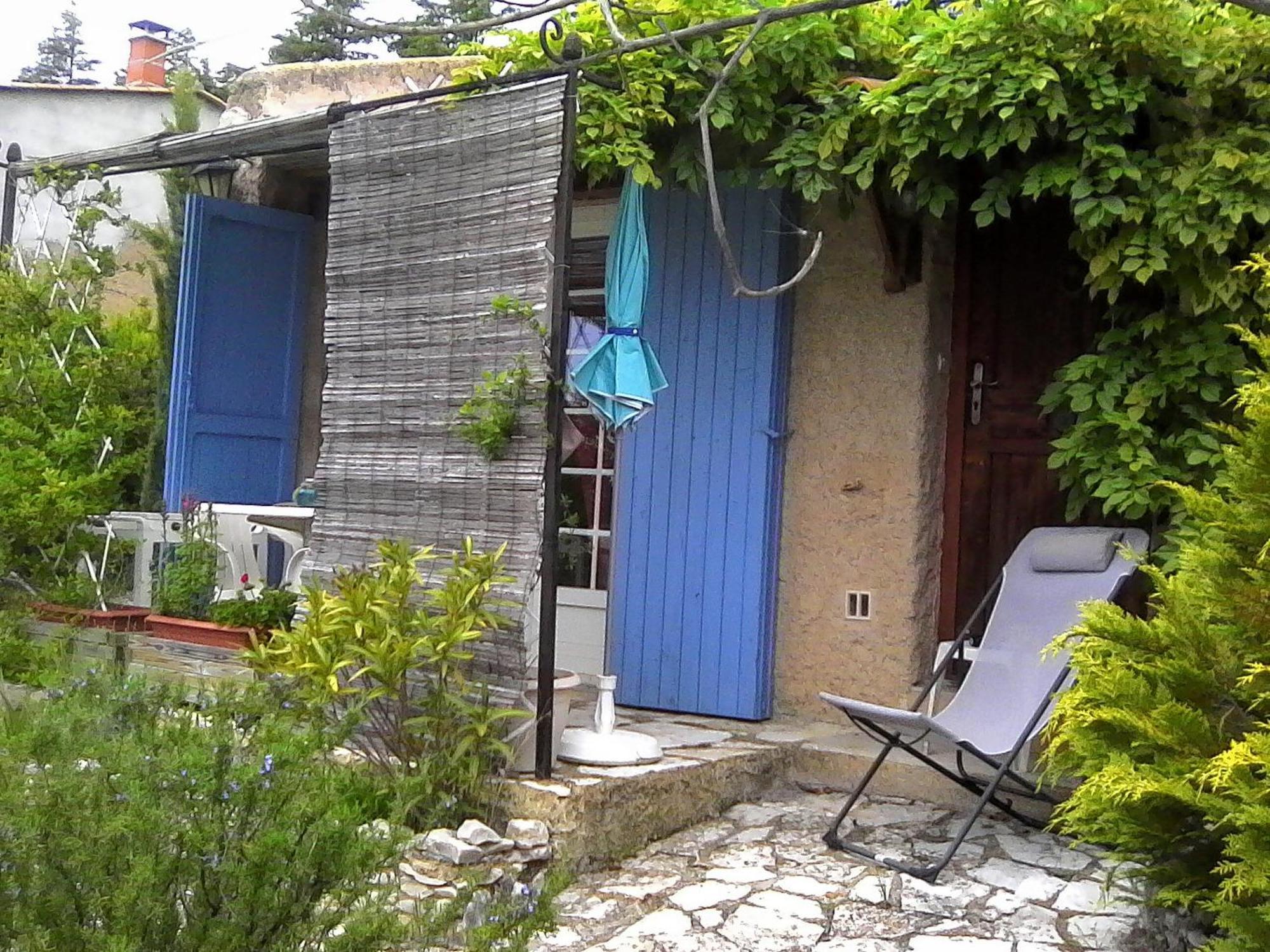Petit Studio Atypique Et Cosy En Provence Saint-Etienne-les-Orgues Exterior photo
