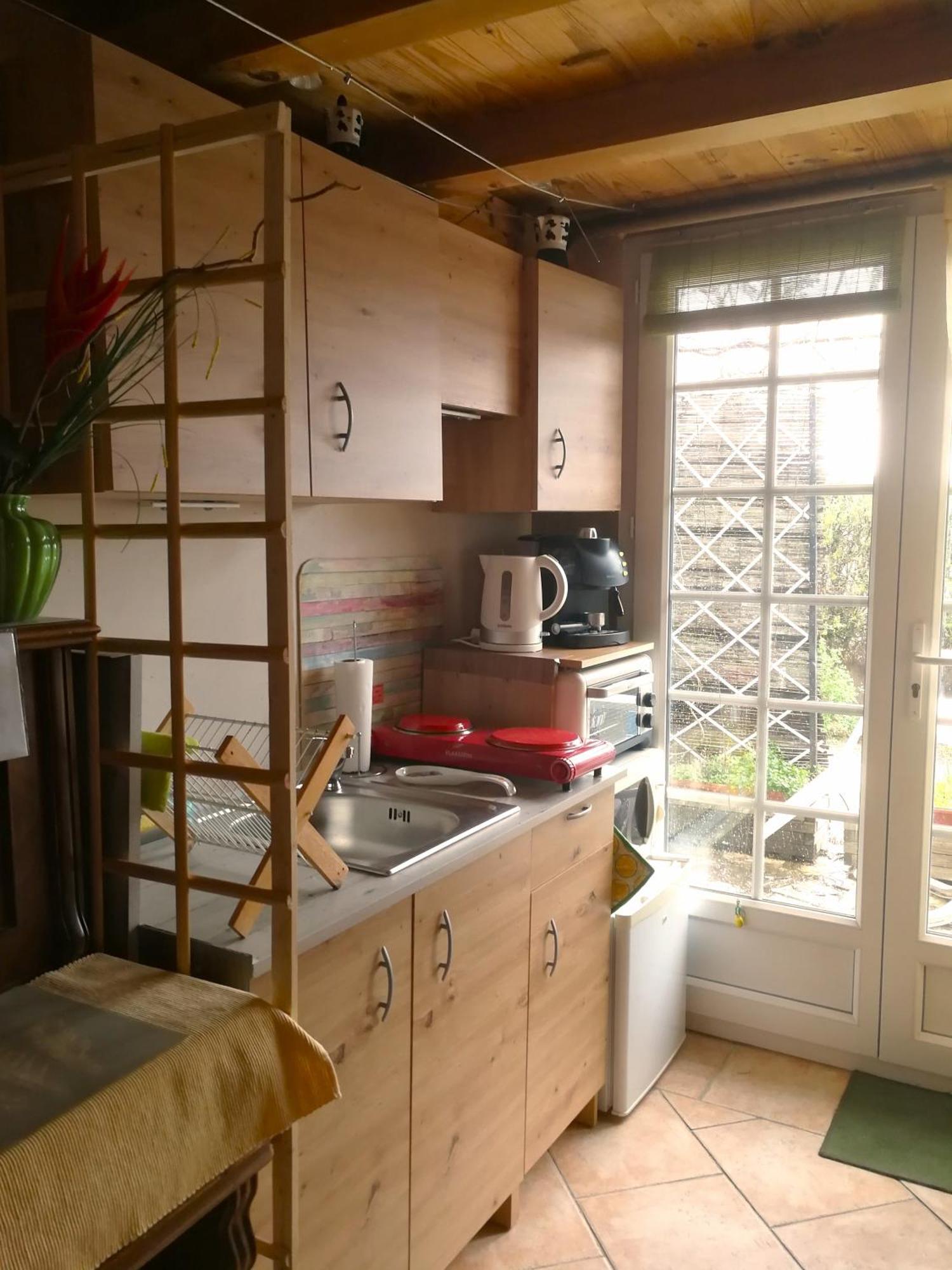 Petit Studio Atypique Et Cosy En Provence Saint-Etienne-les-Orgues Exterior photo